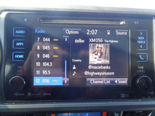 2017 Toyota Tacoma 4WD TRD Sport Double Cab image 16