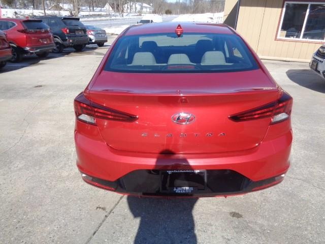 2019 Hyundai Elantra Value Edition image 05
