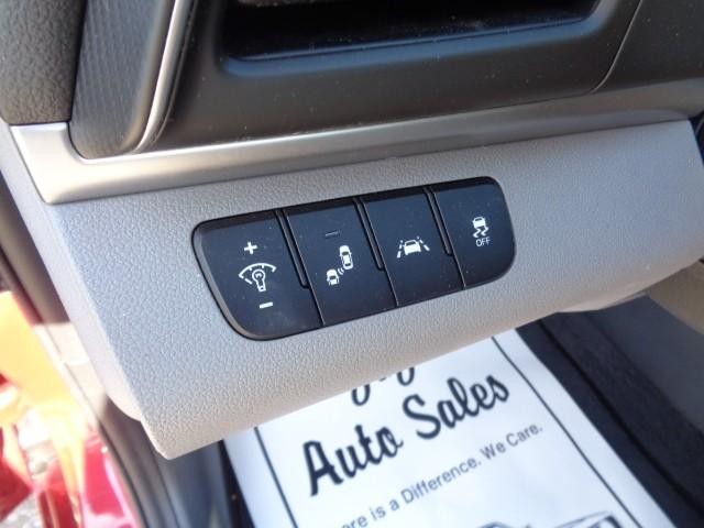 2019 Hyundai Elantra Value Edition image 09