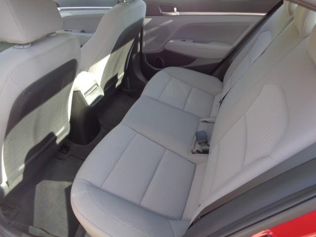 2019 Hyundai Elantra Value Edition image 10