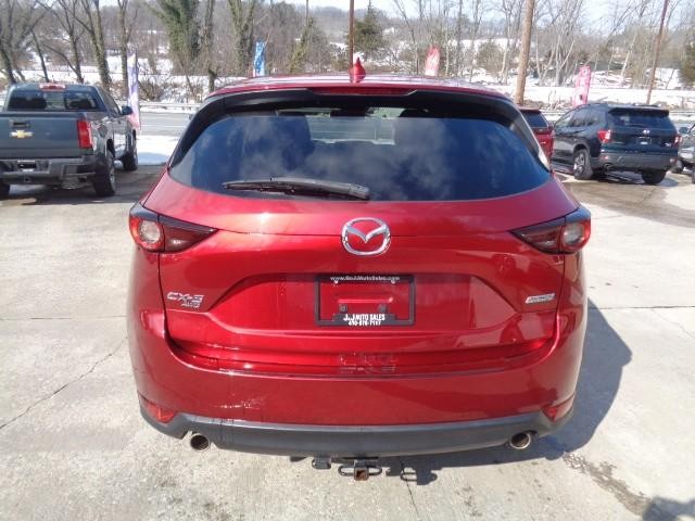 2019 Mazda CX-5 Touring image 05