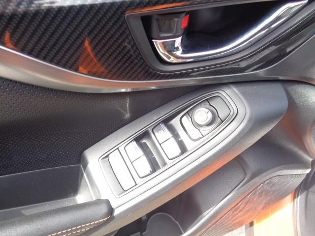 2018 Subaru Crosstrek Limited image 11