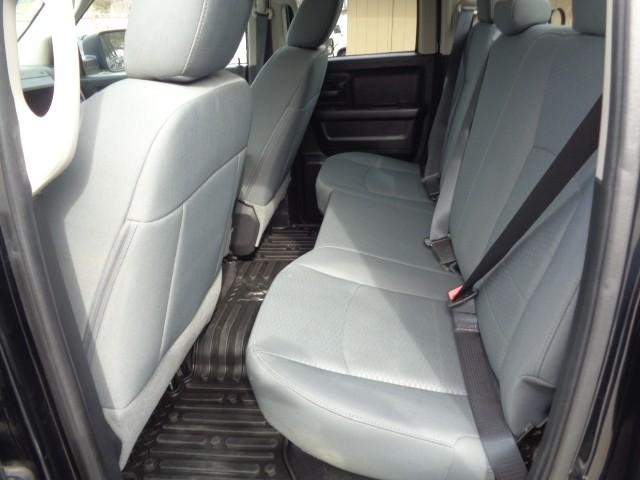 2016 Ram 1500 4WD Tradesman Quad Cab image 08