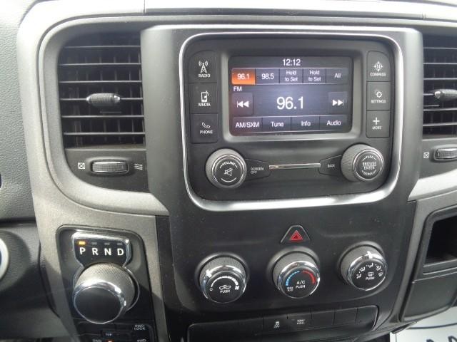 2016 Ram 1500 4WD Tradesman Quad Cab image 13