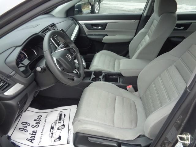 2017 Honda CR-V LX image 07