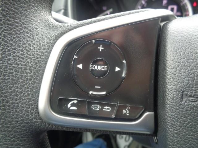 2017 Honda CR-V LX image 12