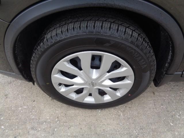 2016 Nissan Rogue S image 07