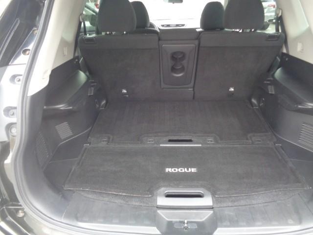 2016 Nissan Rogue S image 12