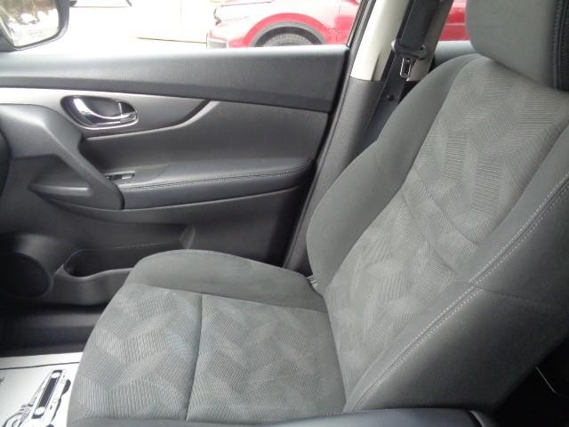 2016 Nissan Rogue S image 20