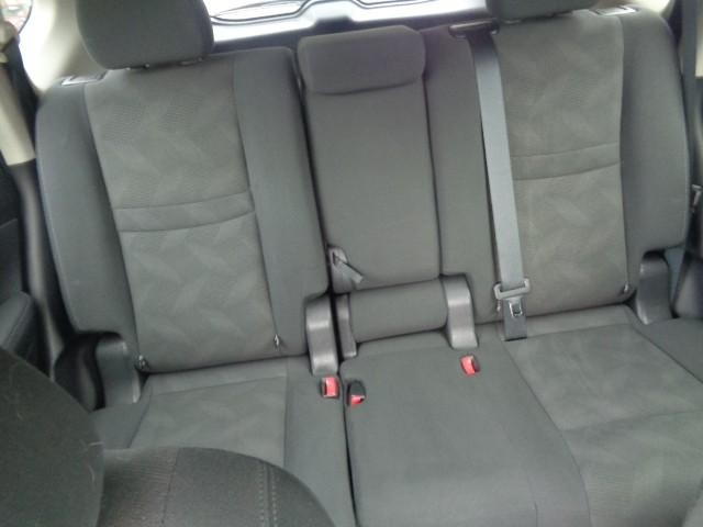 2016 Nissan Rogue S image 21