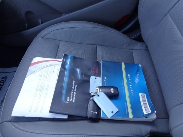 2014 Kia Forte EX image 20