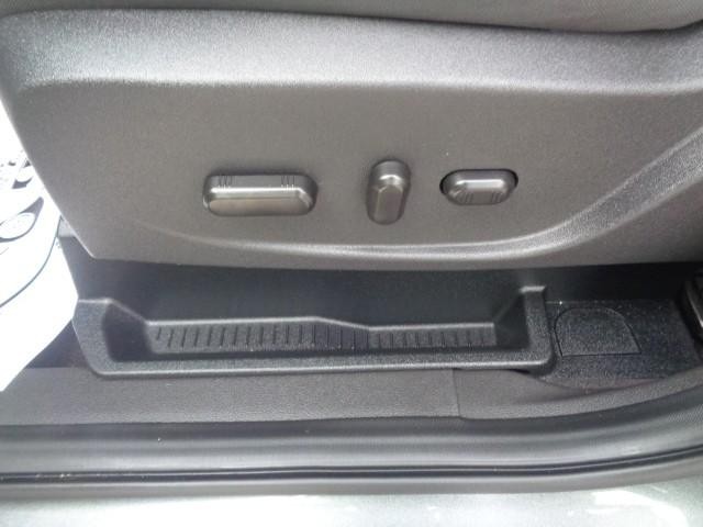 2018 Ford Escape SE image 10