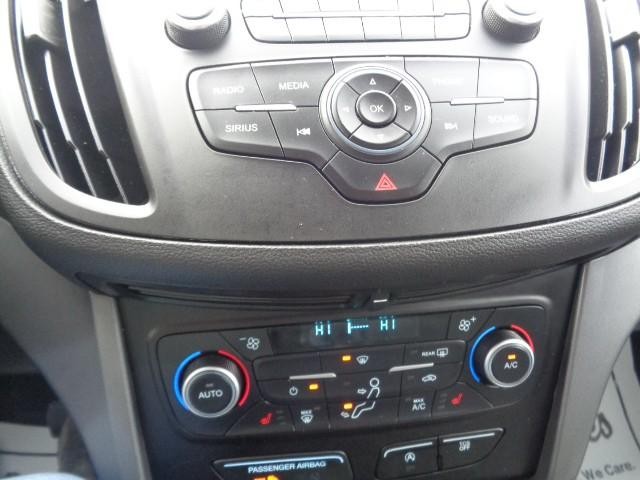 2018 Ford Escape SE image 16