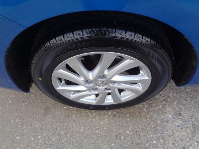 2012 Mazda MAZDA3 i Grand Touring image 06