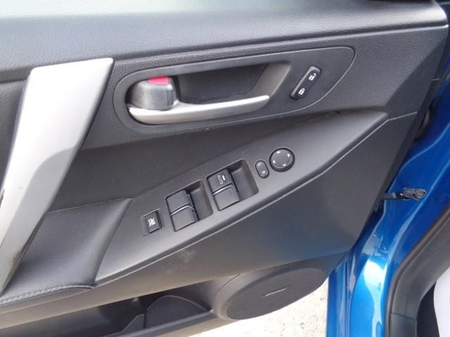 2012 Mazda MAZDA3 i Grand Touring image 09