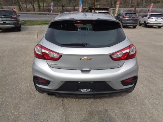 2017 Chevrolet Cruze LT image 05