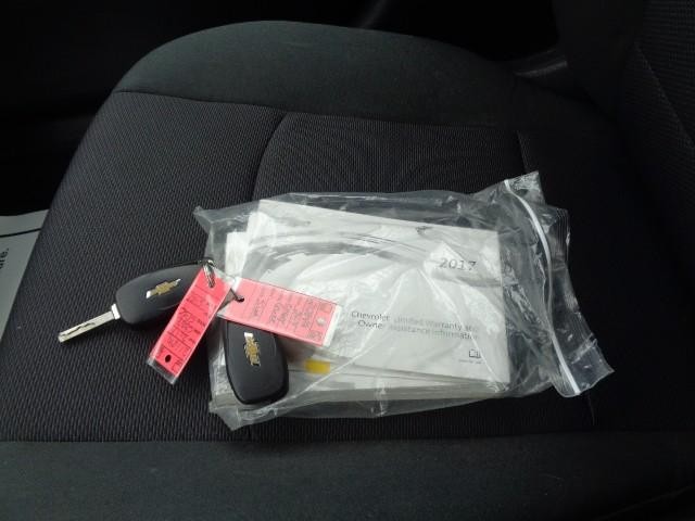 2017 Chevrolet Cruze LT image 16