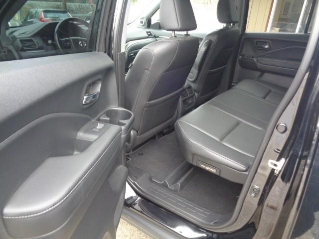 2019 Honda Ridgeline RTL image 11