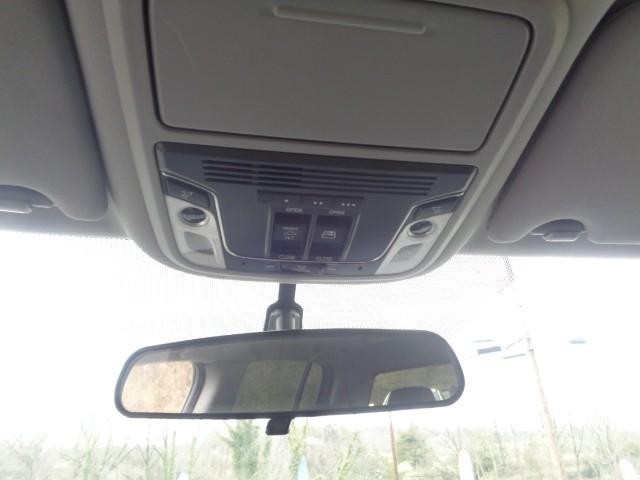 2019 Honda Ridgeline RTL image 20