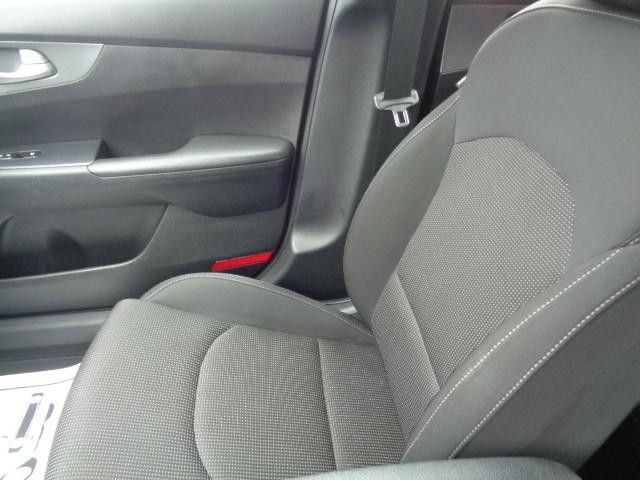 2019 Kia Forte LX image 19