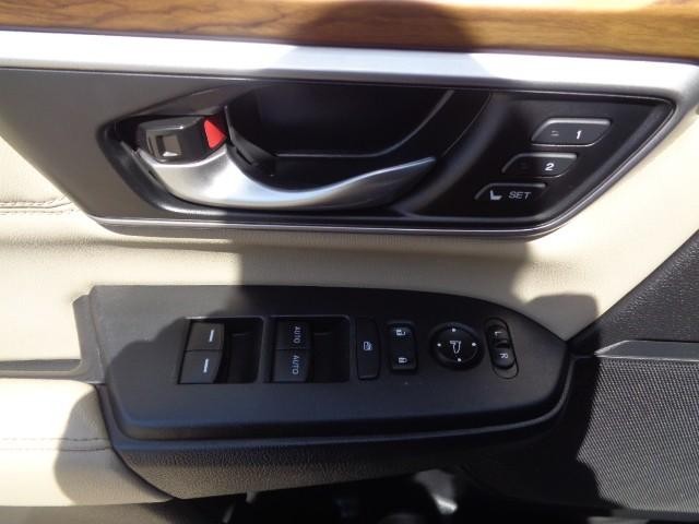 2019 Honda CR-V EX-L image 08