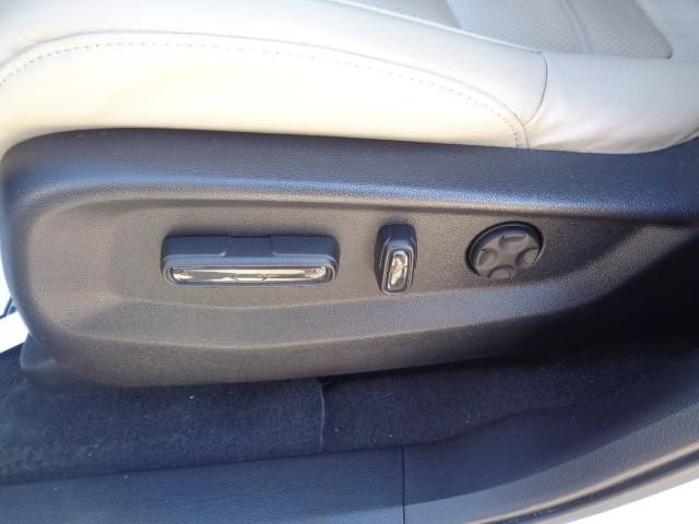 2019 Honda CR-V EX-L image 10