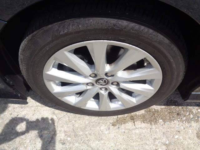 2018 Toyota Camry LE image 06