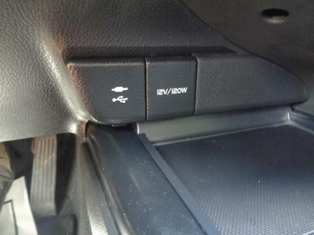 2018 Toyota Camry LE image 19