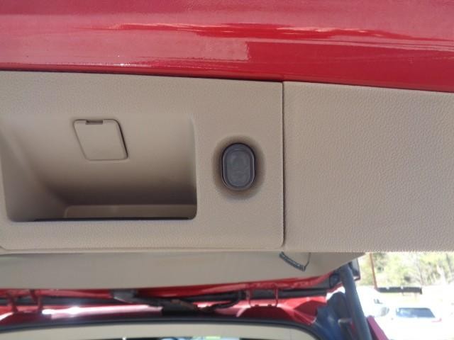 2015 Chevrolet Tahoe LTZ image 18