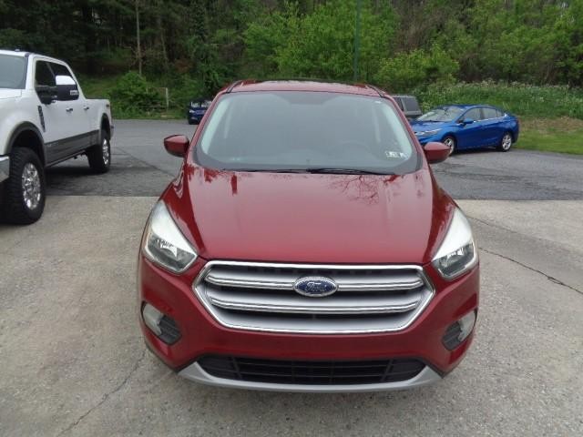 2017 Ford Escape SE image 03