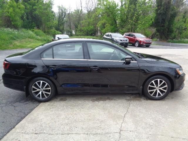 2017 Volkswagen Jetta 1.4T SE image 04