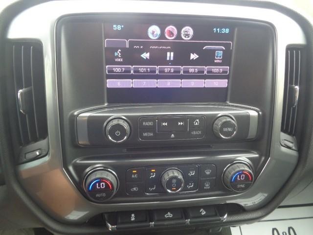 2015 Chevrolet Silverado 1500 4WD LT w/2LT Crew Cab image 12