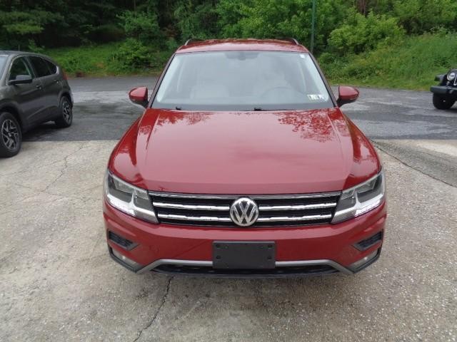 2018 Volkswagen Tiguan SE image 02