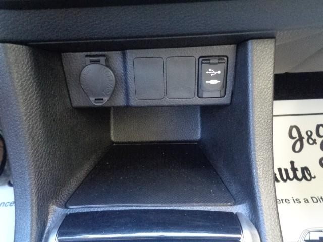 2016 Toyota Corolla LE ECO Plus image 10