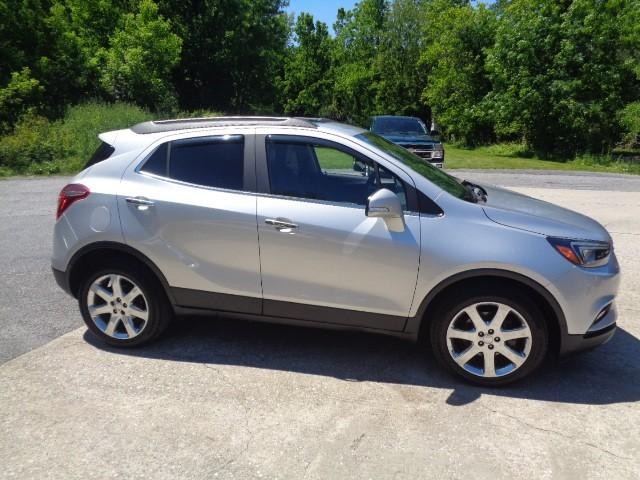 2017 Buick Encore Preferred II image 03
