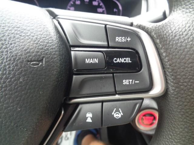2019 Honda Accord Sedan LX 1.5T image 12
