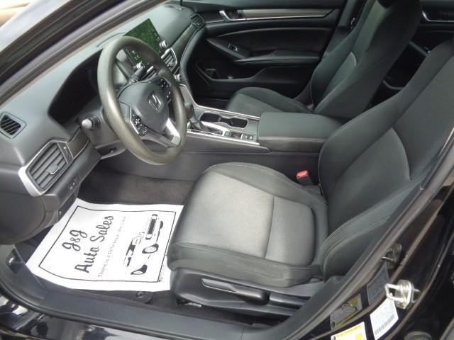 2019 Honda Accord Sedan LX 1.5T image 17