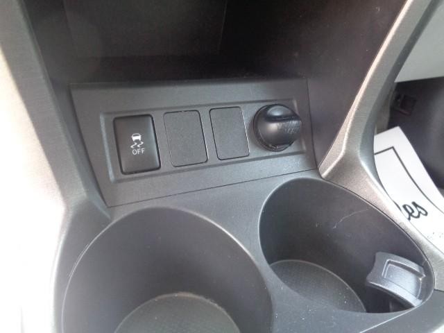2010 Toyota RAV4 4WD 4dr 4-cyl 4-Spd AT (Natl) image 17