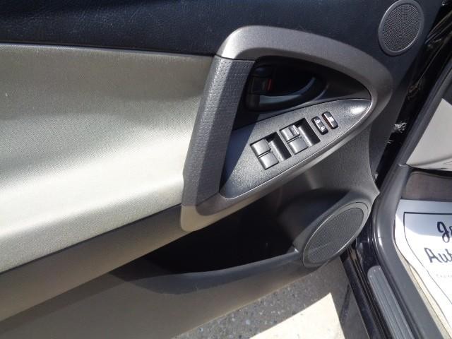 2010 Toyota RAV4 4WD 4dr 4-cyl 4-Spd AT (Natl) image 20