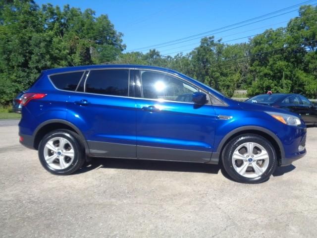 2015 Ford Escape SE image 03