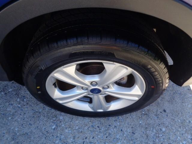 2015 Ford Escape SE image 06