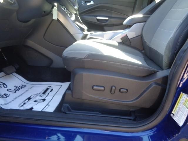 2015 Ford Escape SE image 17