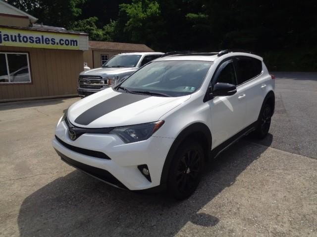 2018 Toyota RAV4 Adventure image 04