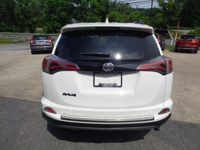 2018 Toyota RAV4 Adventure image 05