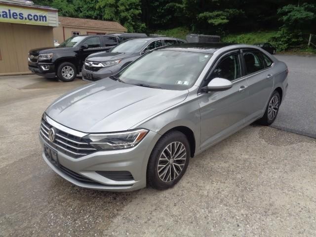 2021 Volkswagen Jetta SE - Photo 3