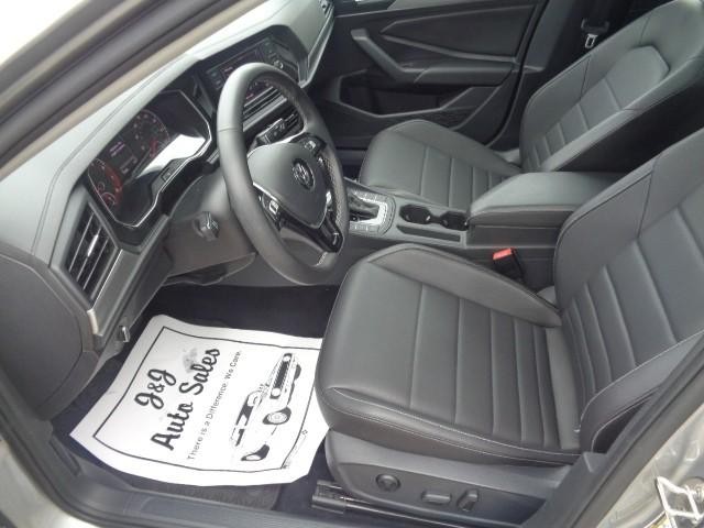 2021 Volkswagen Jetta SE - Photo 21