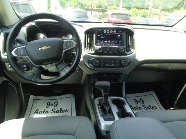 2017 Chevrolet Colorado 4WD LT Crew Cab image 23