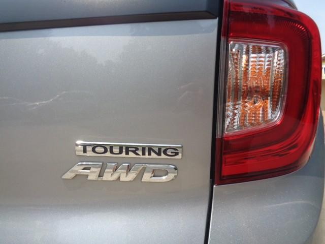 2019 Honda Passport Touring image 05
