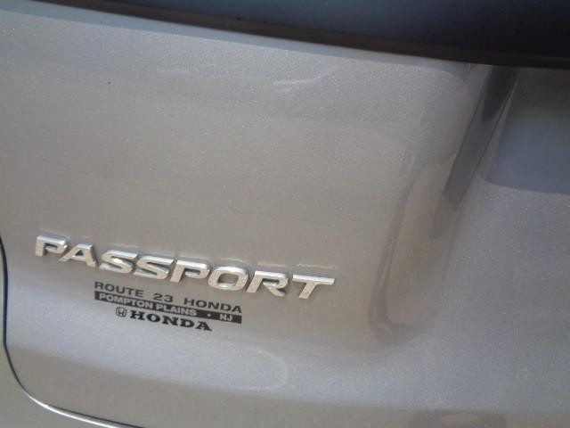 2019 Honda Passport Touring image 08