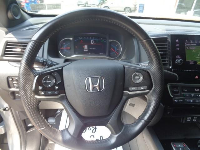 2019 Honda Passport Touring image 16